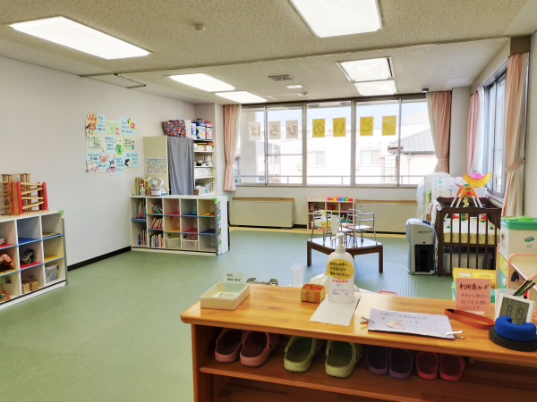 野塩つどいの広場